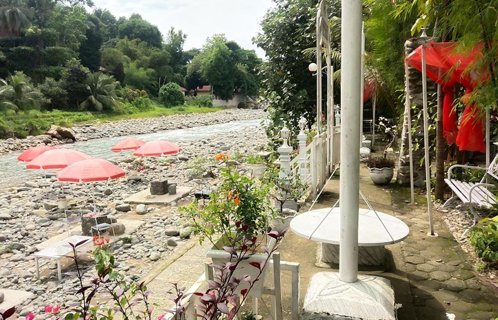 New The Heritage Resort & Restaurant Bukit Lawang Bandartelu Exterior foto